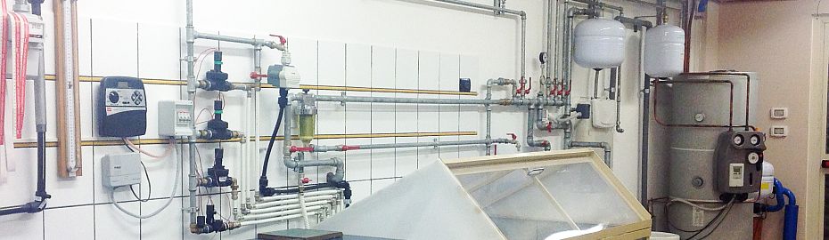 Impianti termoidraulici, termoclima e gas installati nella sala tecnica della Termoidraulica Nigrelli, Guidonia-Roma